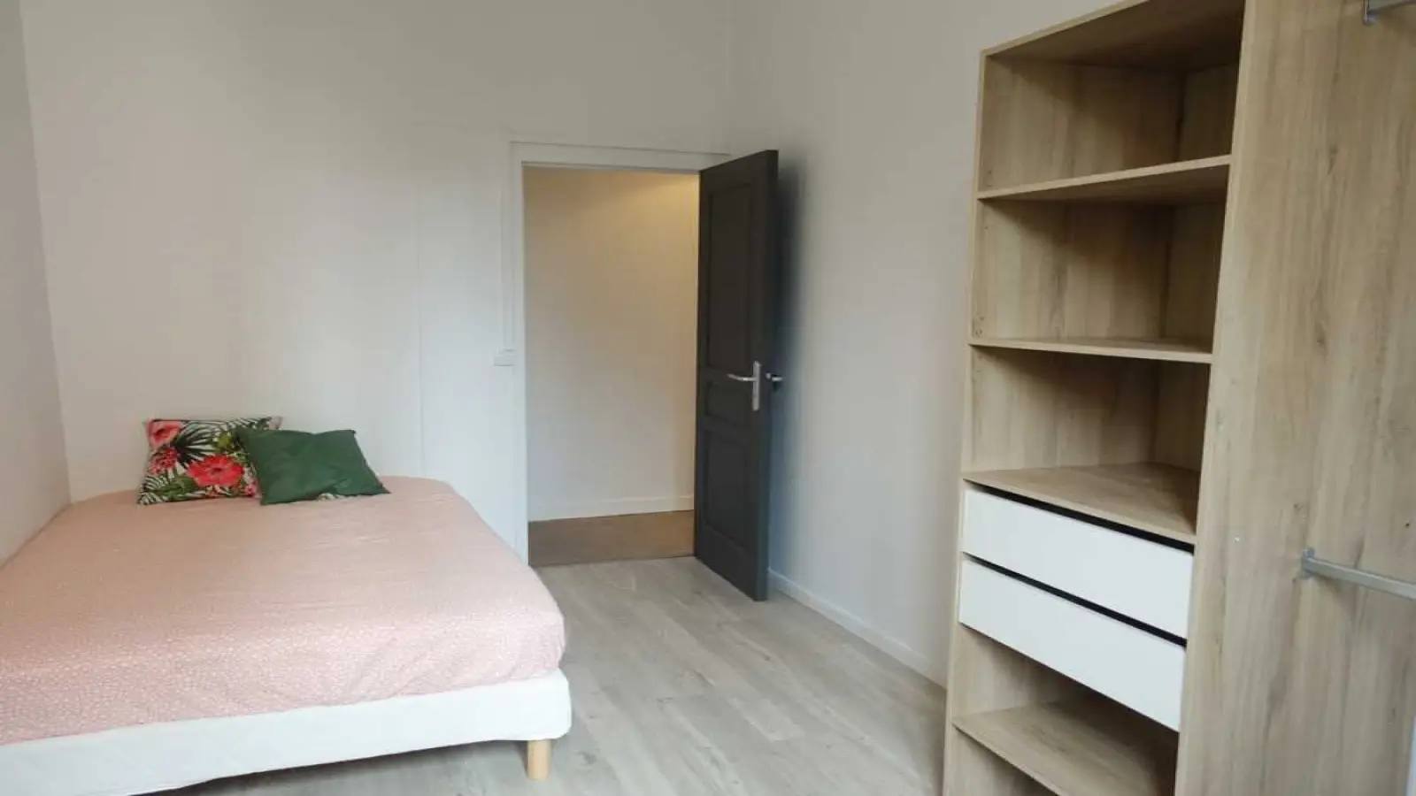 Room Rue d'Austerlitz in Lyon