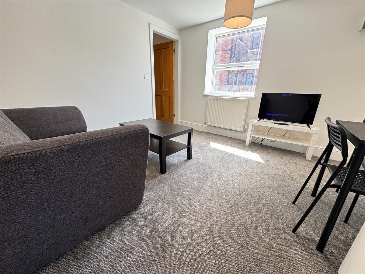 Room Musters Road in Nottingham