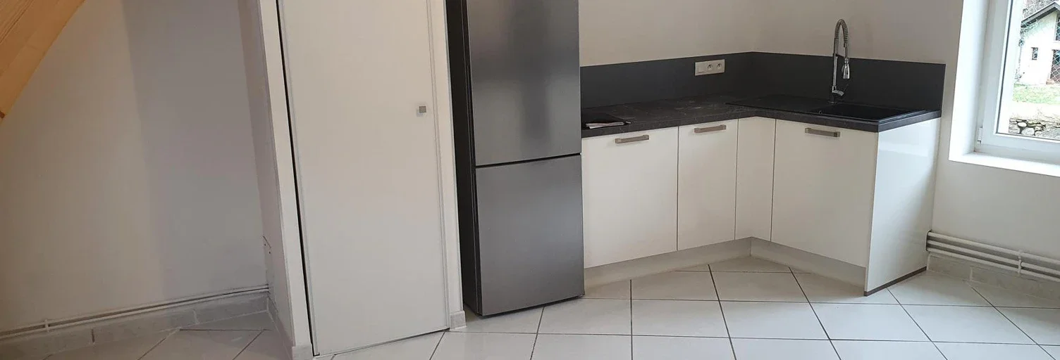 Maison Impasse Montpertuis à Bresson