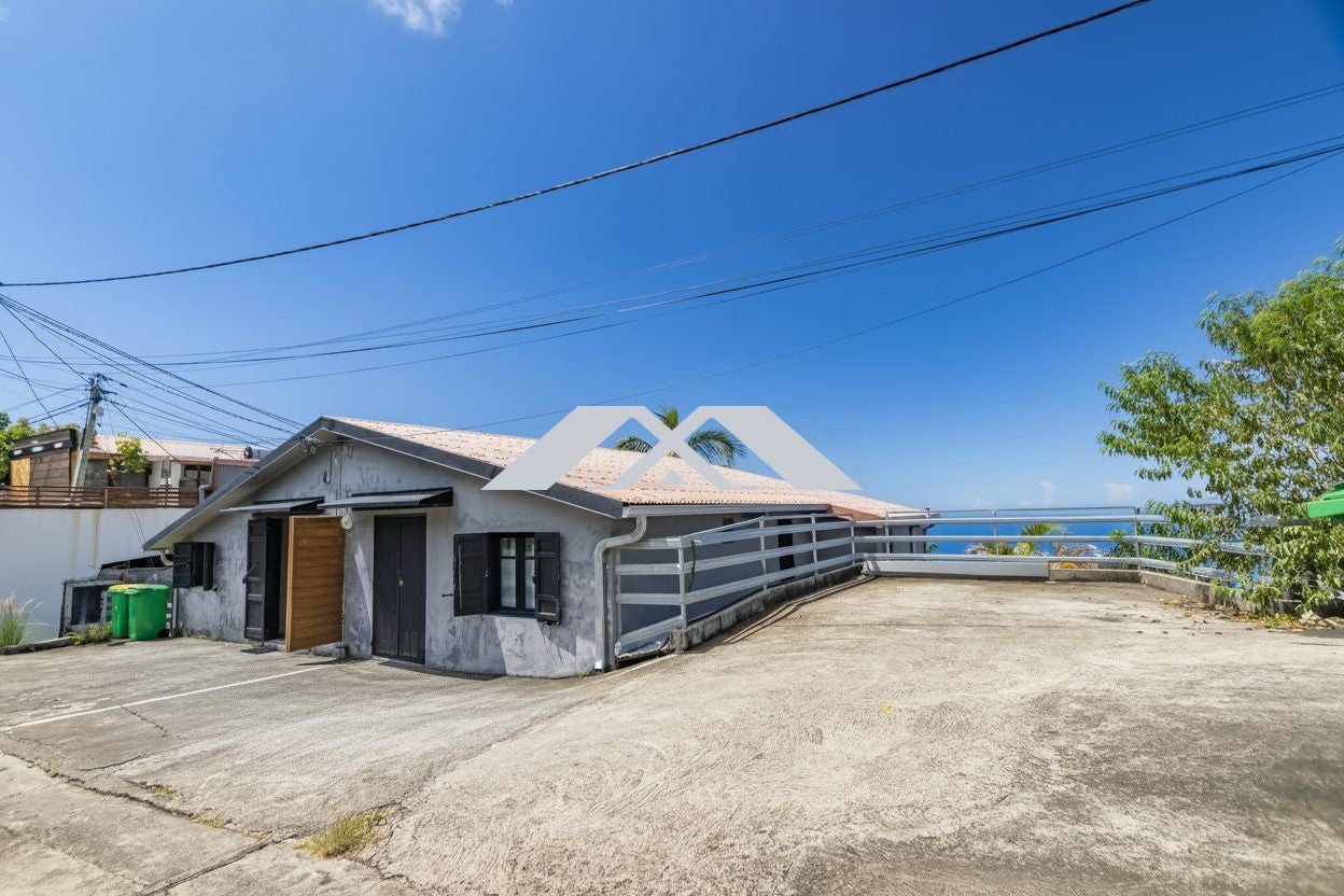 Flat Chemin Léopold Lebon in Petite-Île