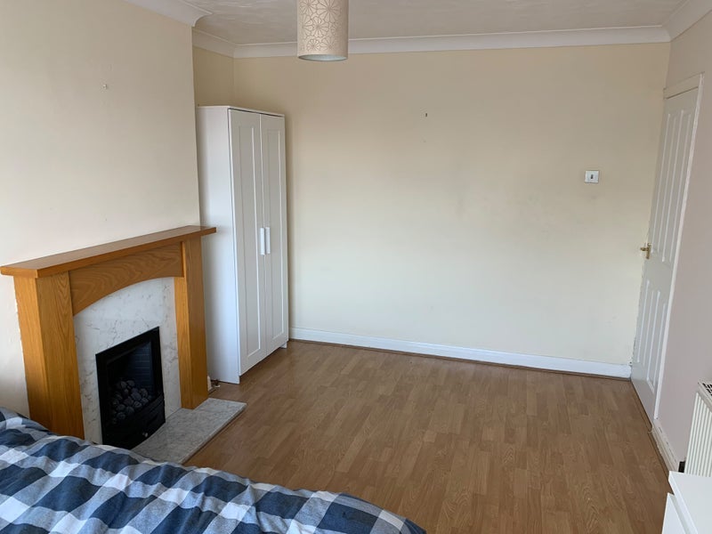 Flat Rodway Road in Patchway