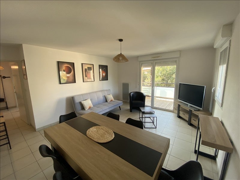 Appartement Rue Bernat de Vilamarí à Saint-Laurent-de-la-Salanque