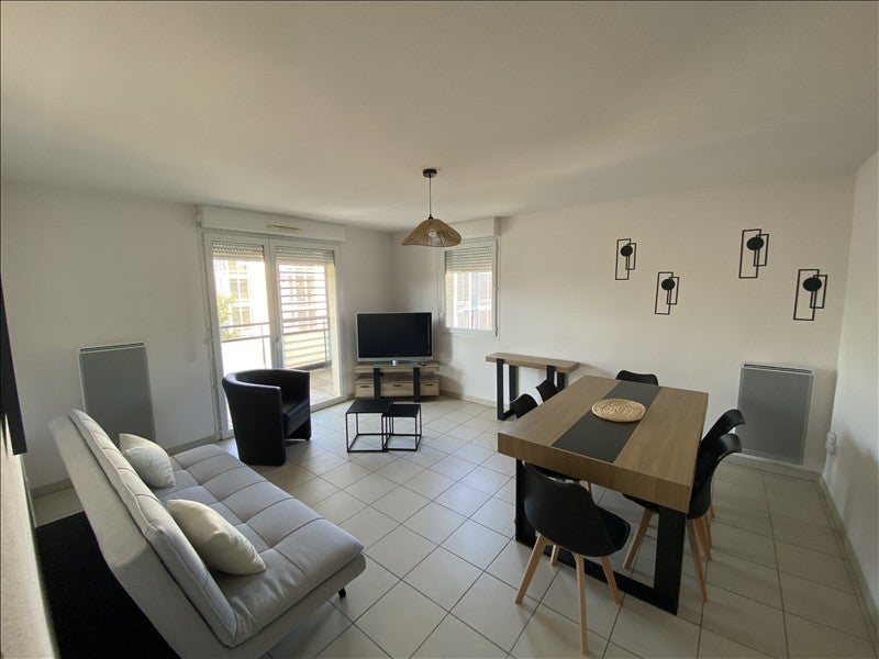 Appartement Rue Bernat de Vilamarí à Saint-Laurent-de-la-Salanque
