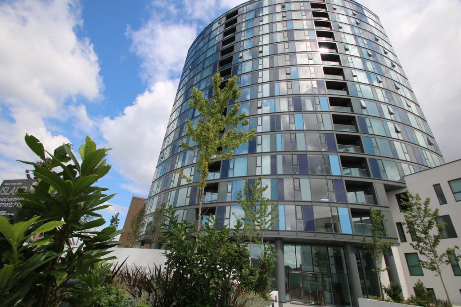 Flat Woburn Road in Greater London