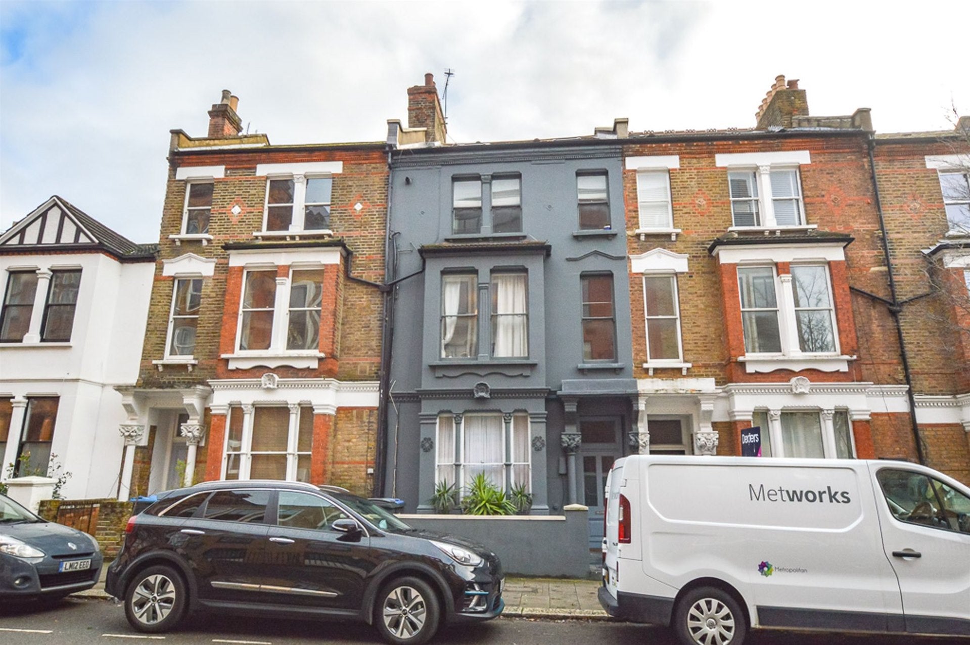 Flat Glengall Road in Greater London