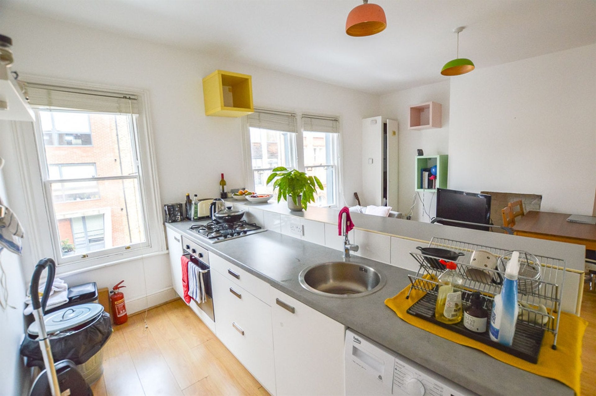 Flat Glengall Road in Greater London
