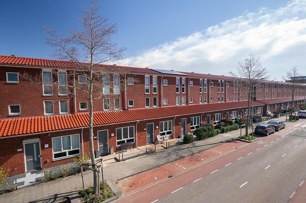Huis Vrouw Avenweg 2
