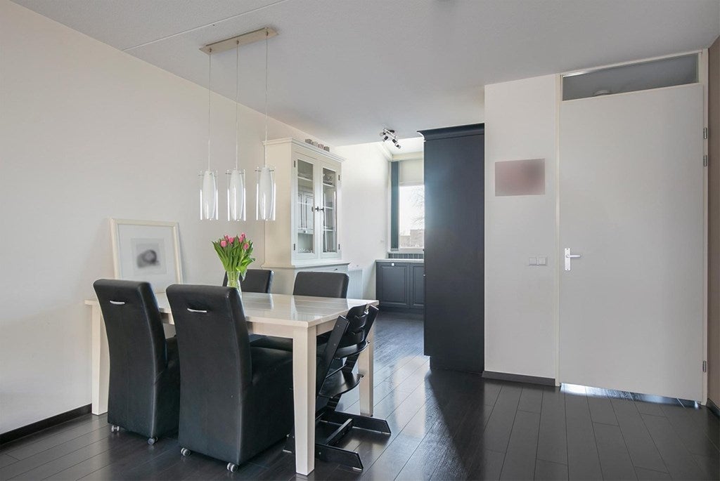 Huis Vrouw Avenweg 5