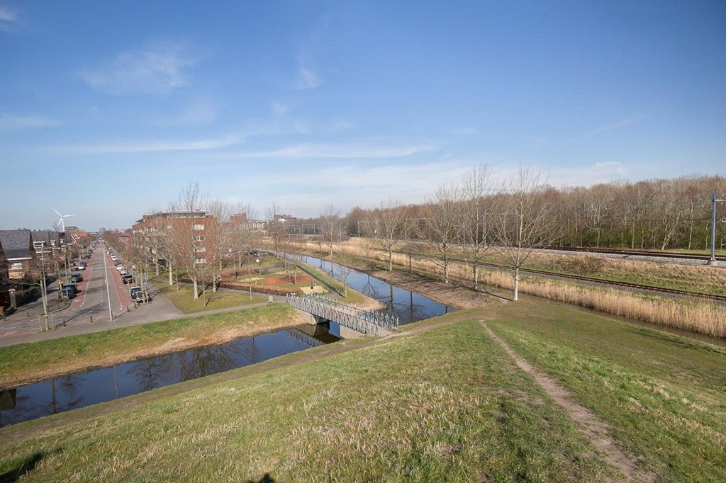 Huis Vrouw Avenweg 22