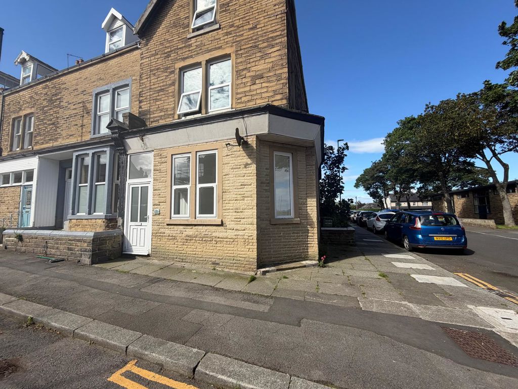 Flat Cambridge Street in Saltburn by the Sea