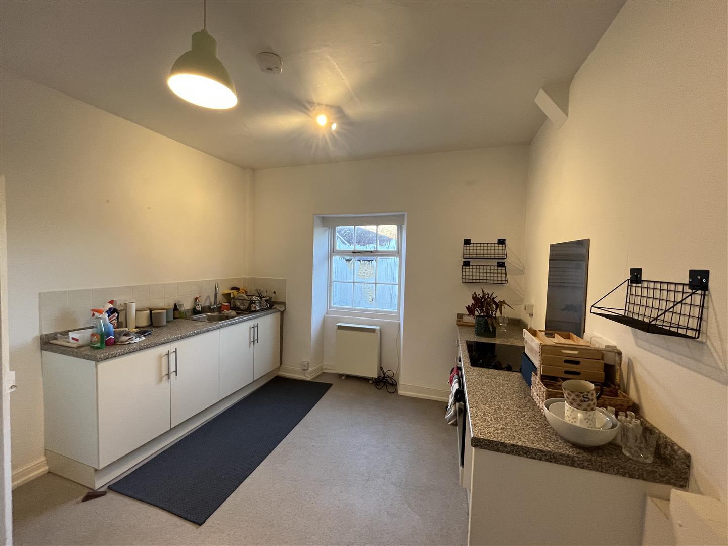 Flat Hogshill Street in Beaminster