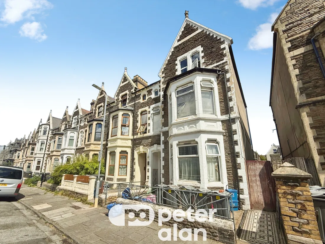 Flat Claude Road in Cardiff