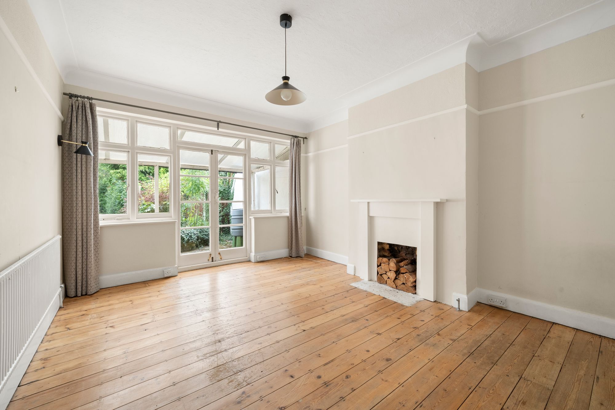 House The Woodlands in Elmbridge