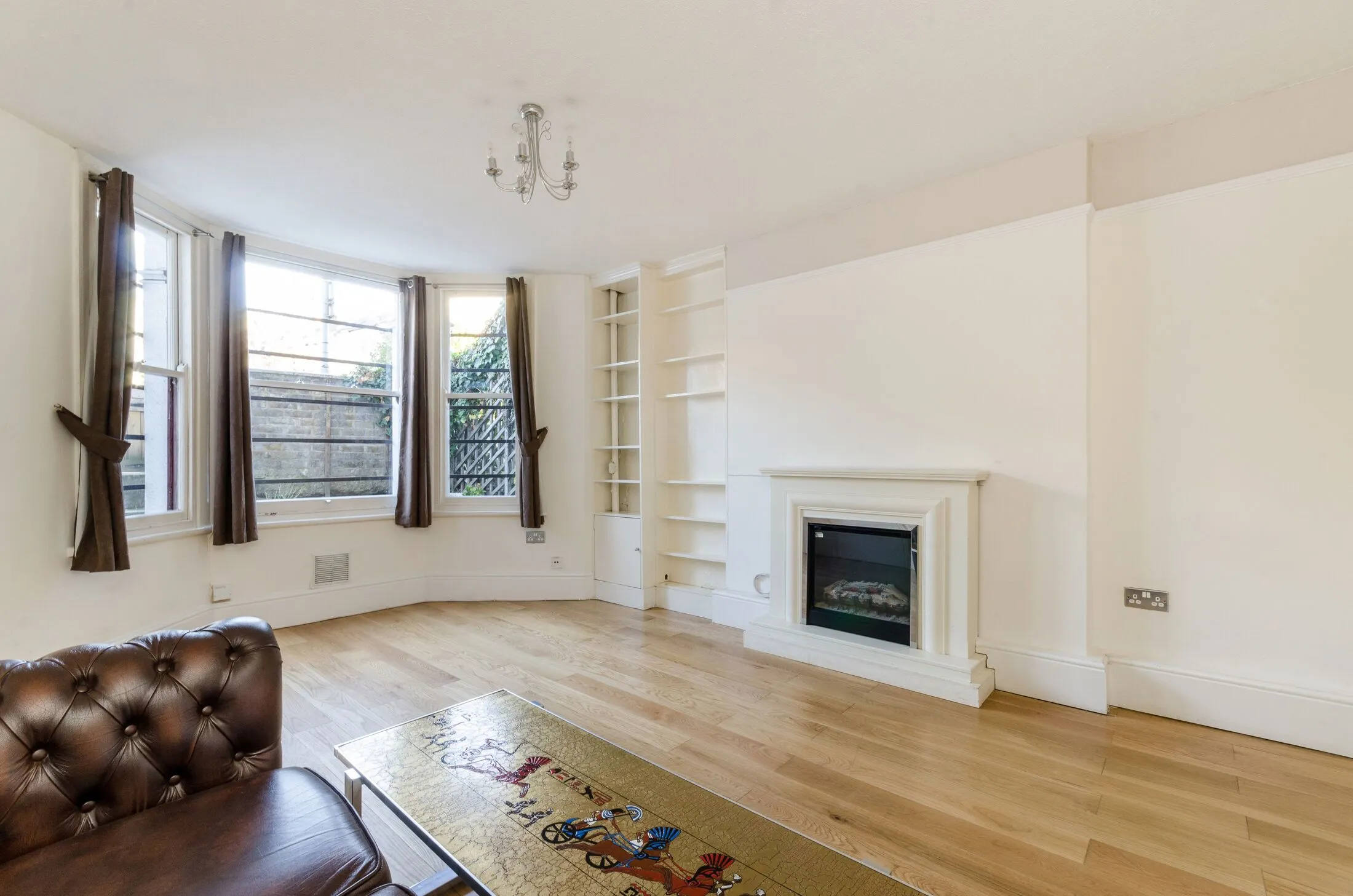 Flat Talgarth Road in Greater London