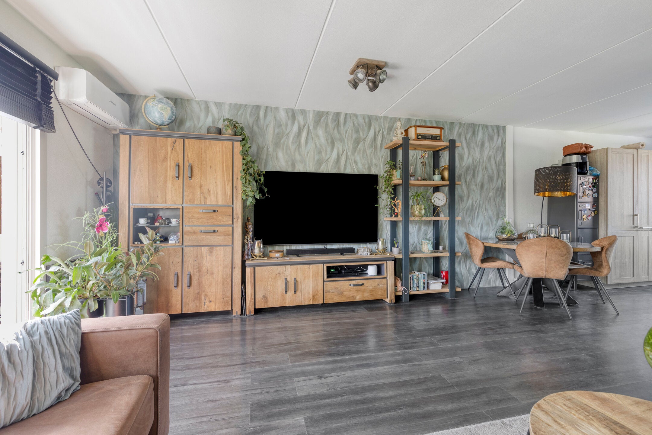 Tussenwoning te koop: Schouw 7, Schiedam
