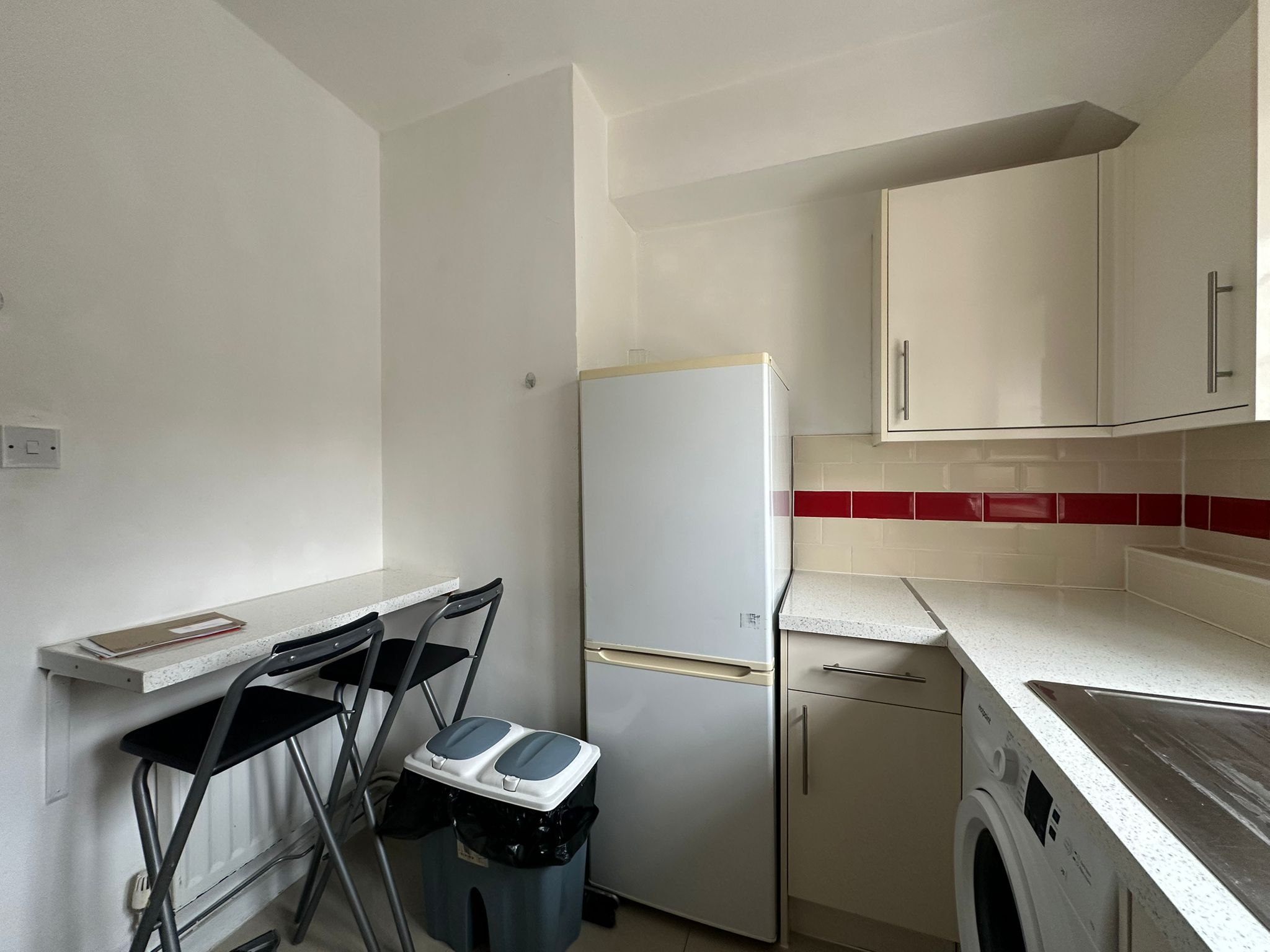 Flat Castle Place in Greater London