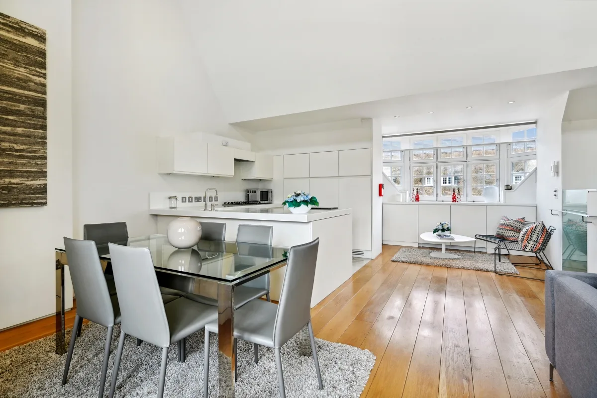 Flat Piccadilly in City of Westminster