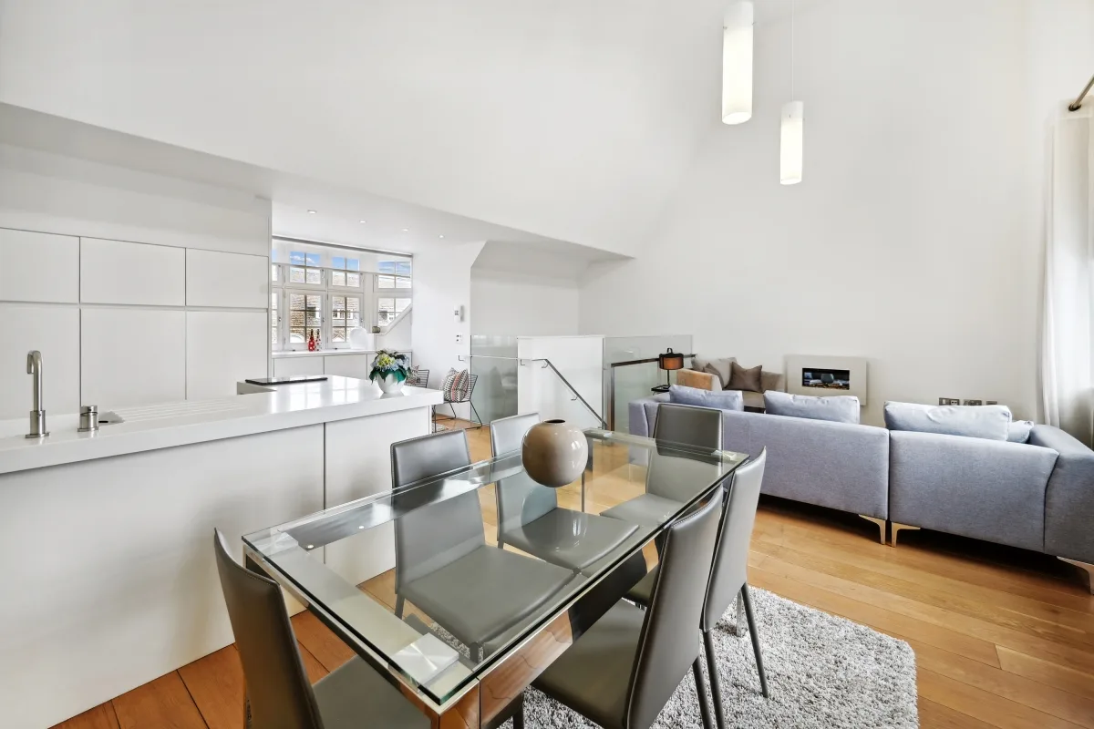 Flat Piccadilly in City of Westminster