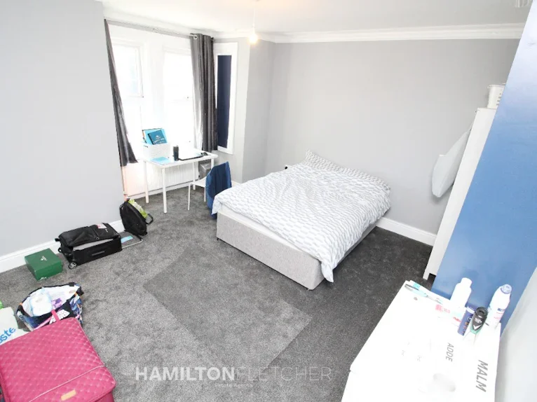 Room Culver Road in Reading