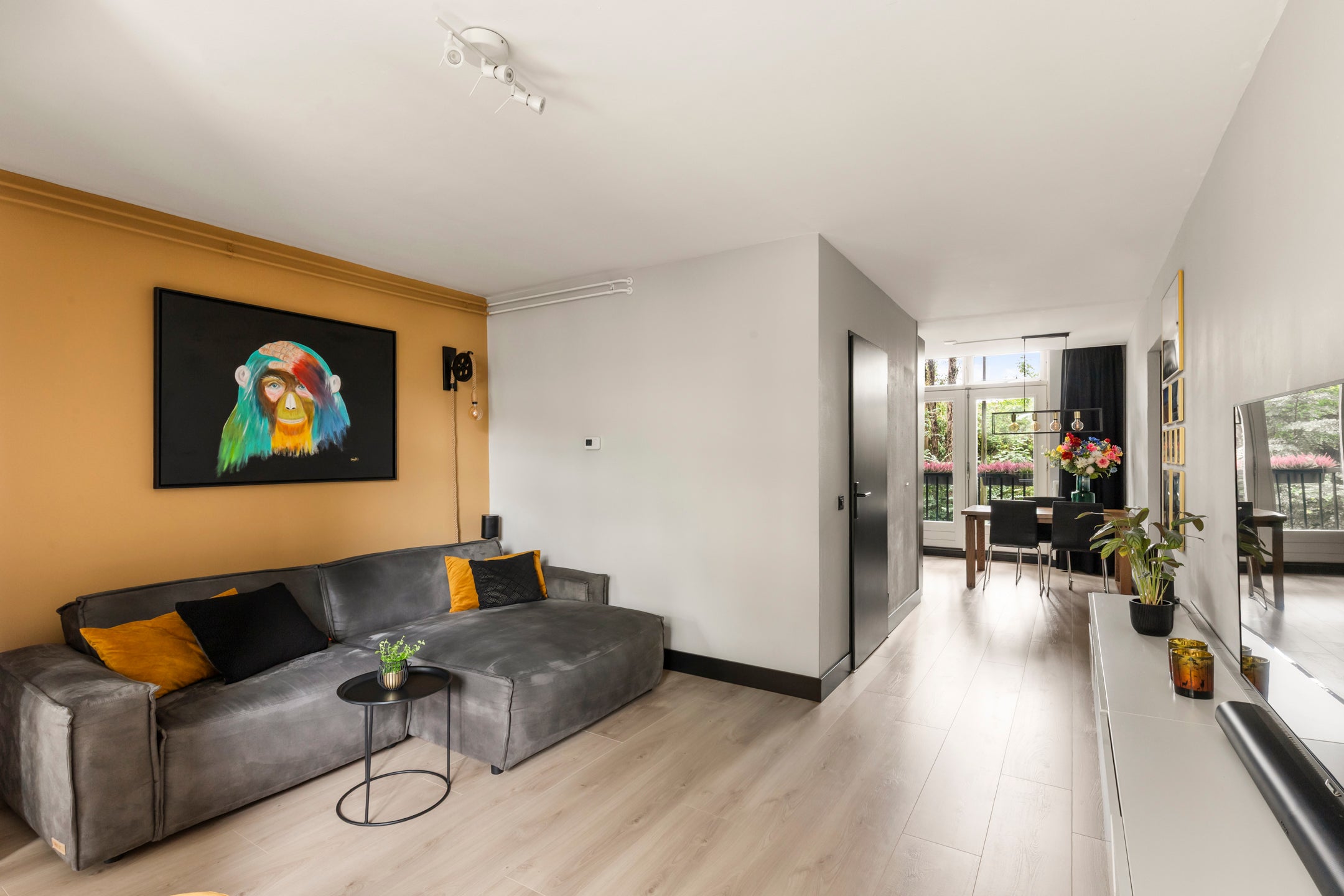 Studio te koop: Spaarndammerstraat 8F, Amsterdam