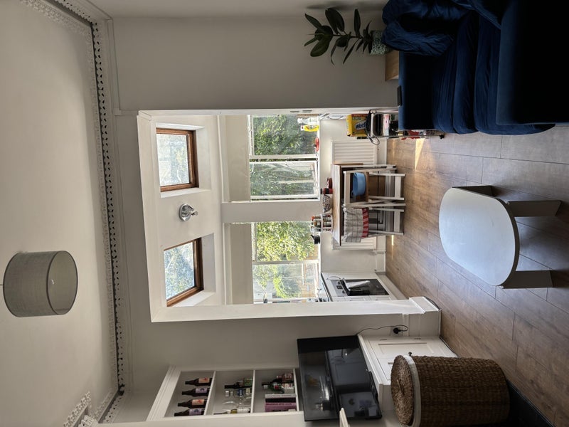 Flat Victoria Rise in Greater London