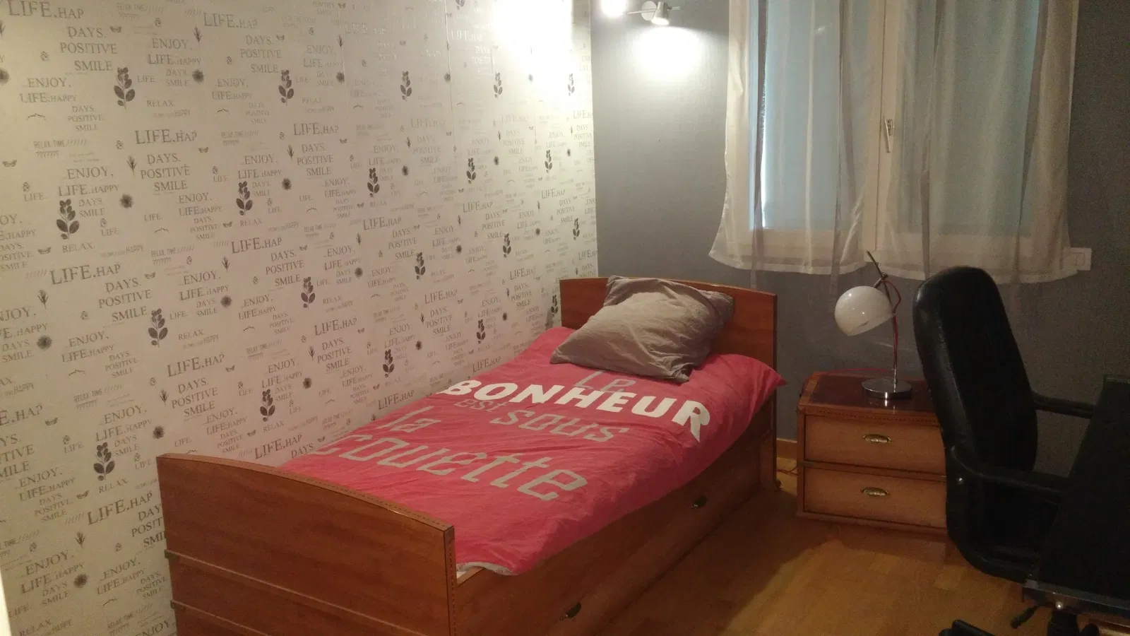 Room Rue Robert Desnos in Plaisir