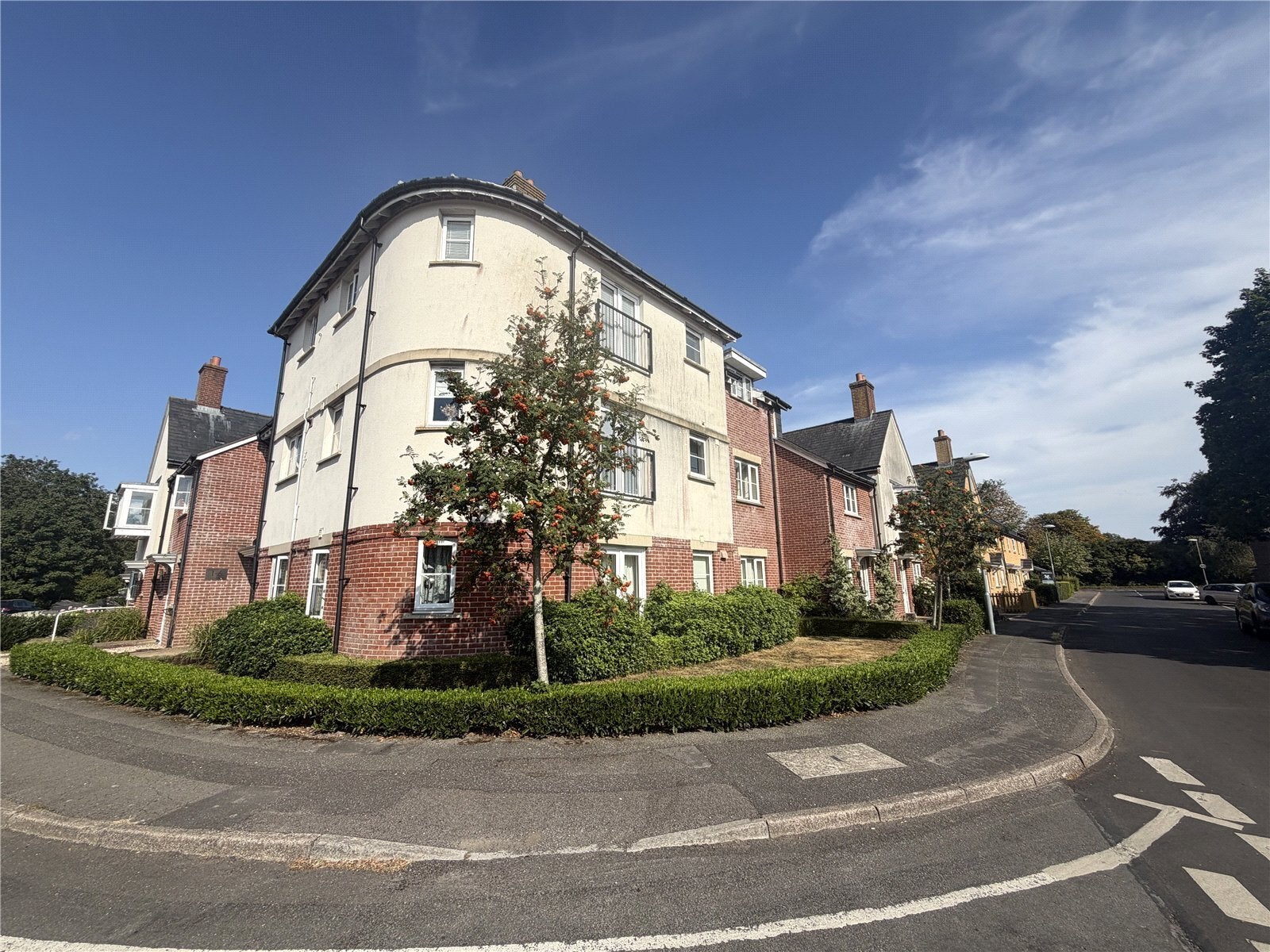 Flat Squadron Place in Crossways