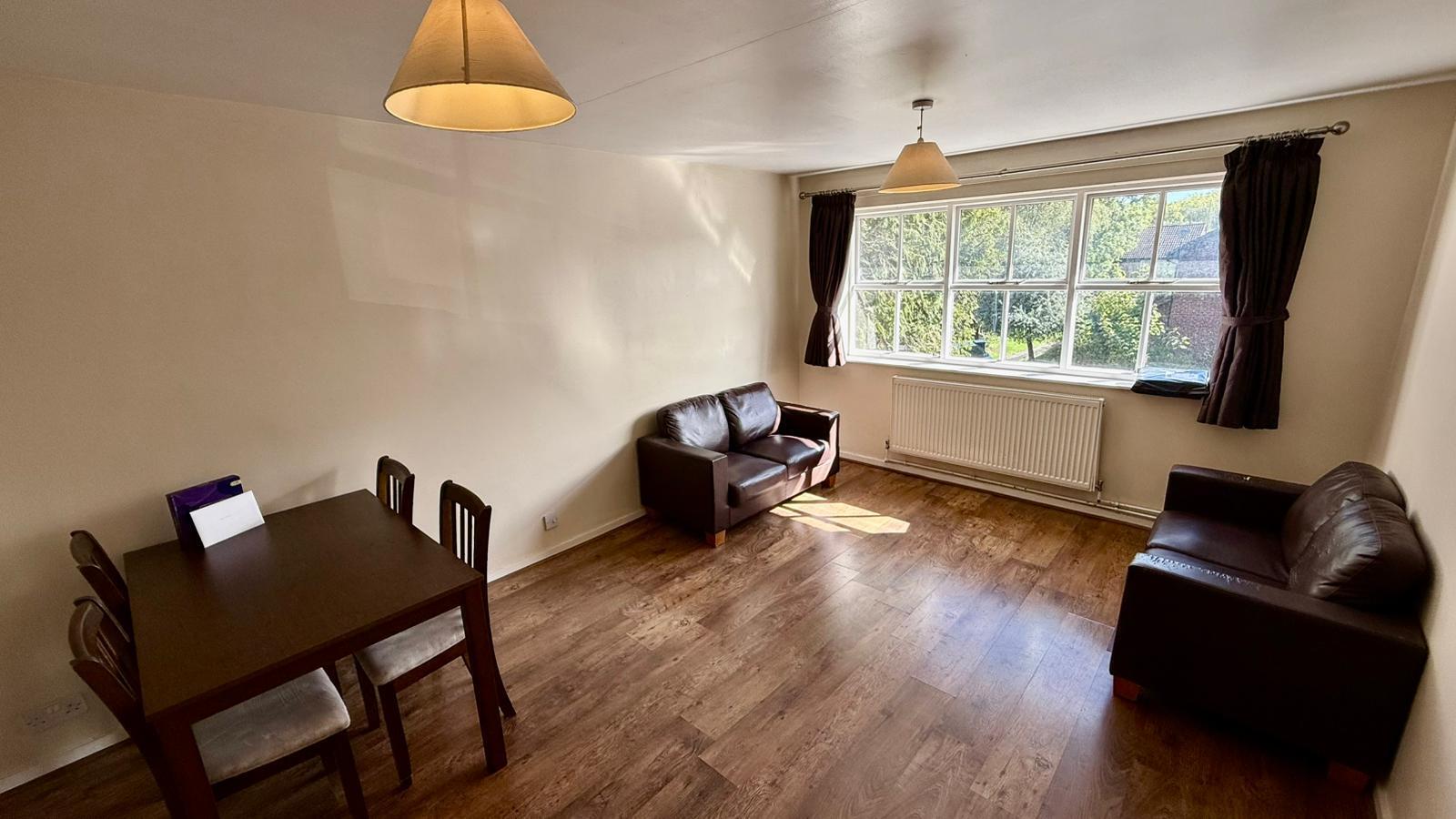 Flat Odell Place in Birmingham