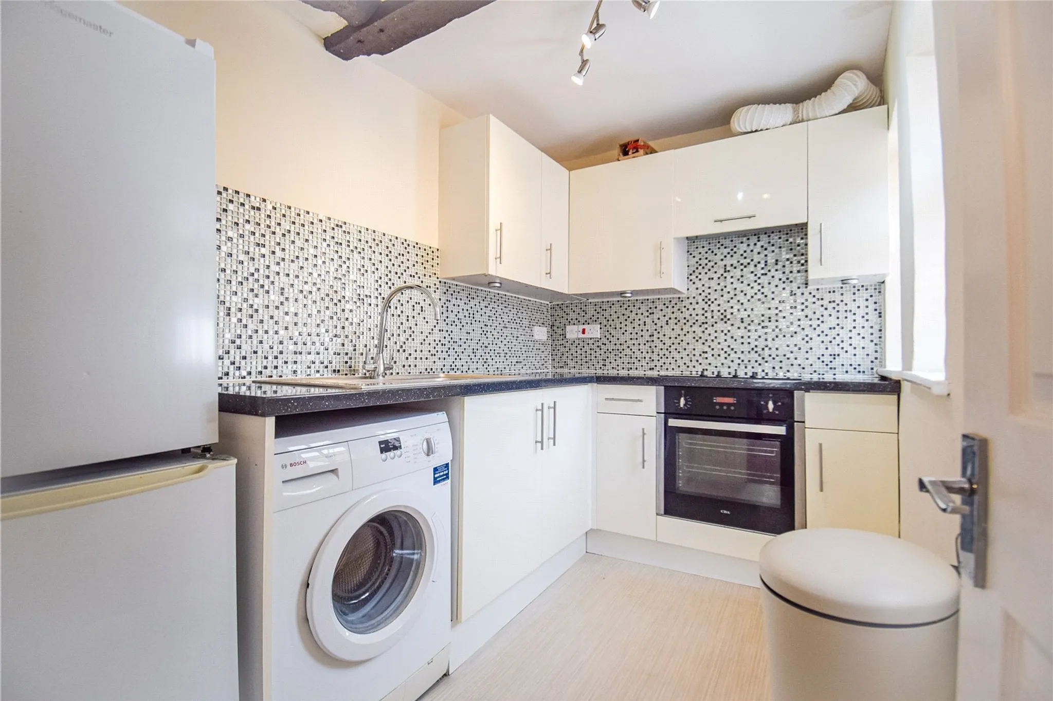 Flat Wine Street in Devizes