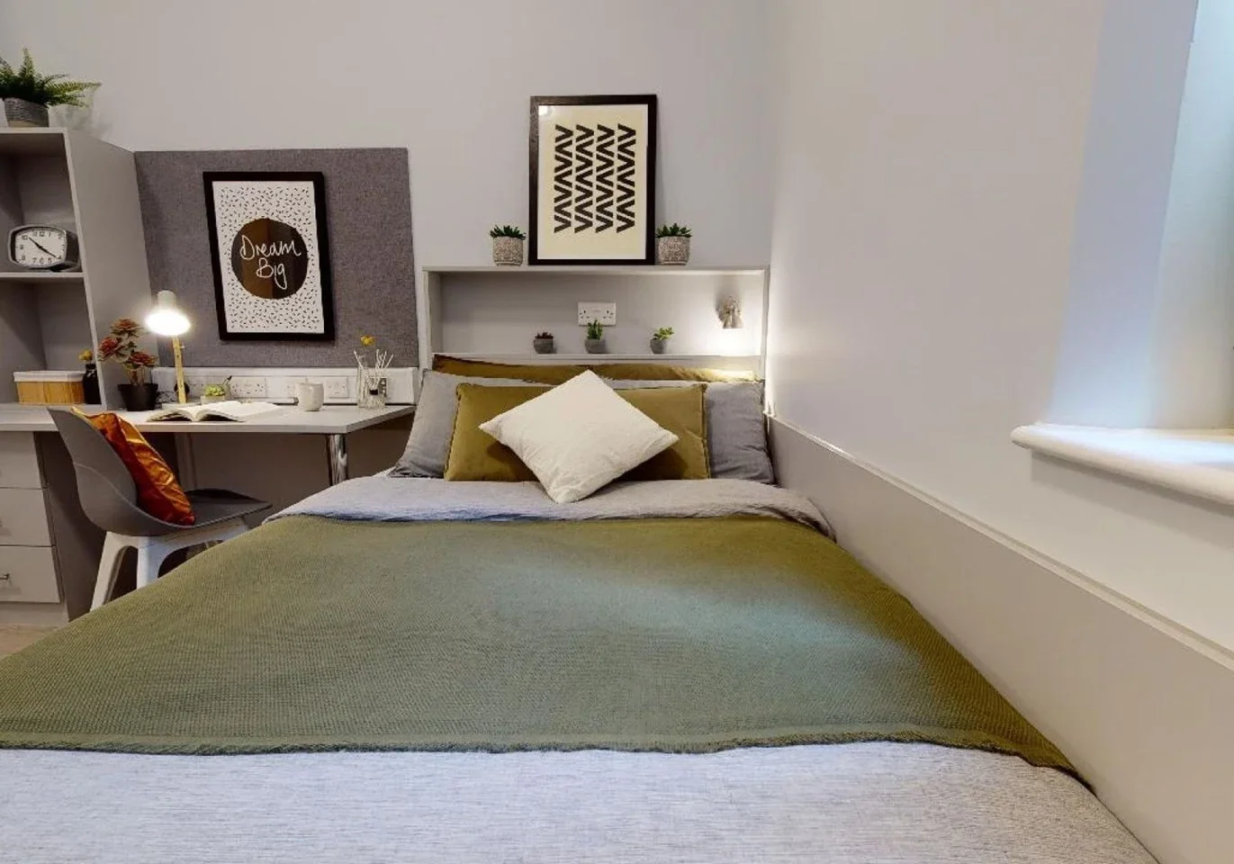 Room Pitfield Street in Greater London