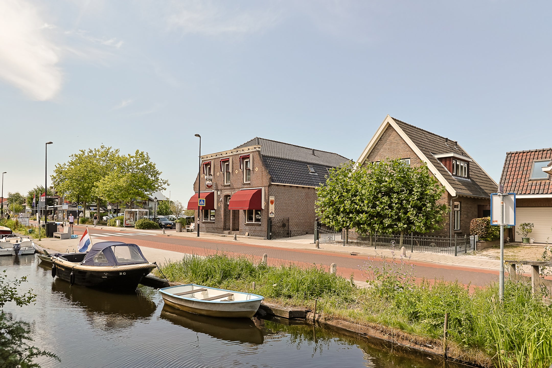 Vrijstaande woning te koop: Simon van Capelweg 113, Noorden