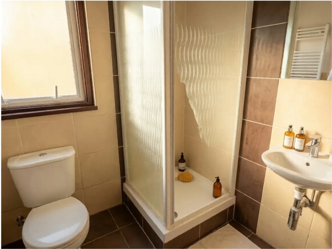 Room Alloa Road in Greater London