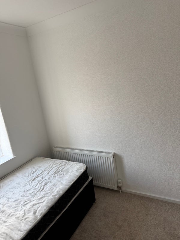 Room Allendale Walk in Stoke-on-Trent