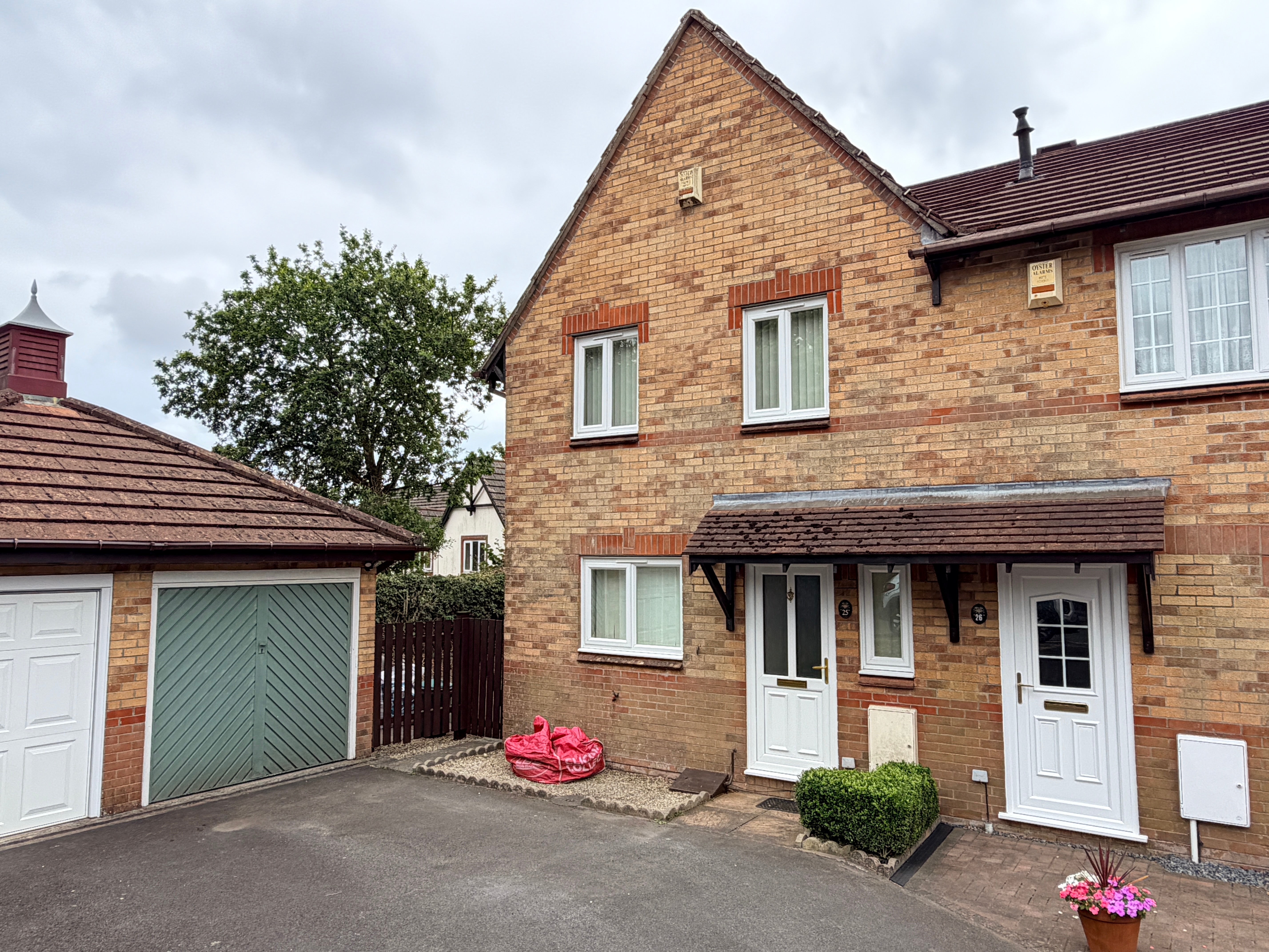 House Cowper Close in Swansea