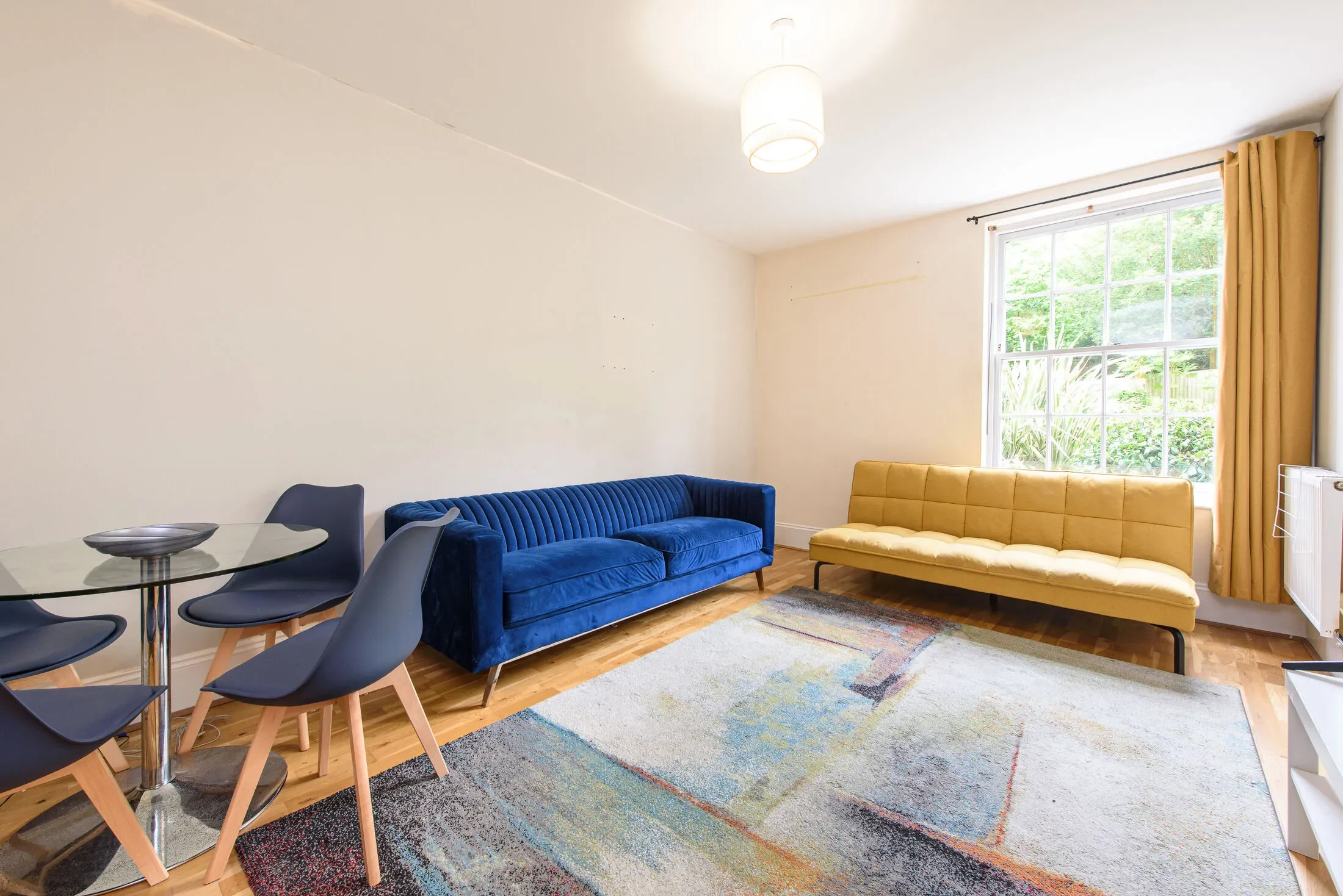 Flat Royal Drive in Greater London