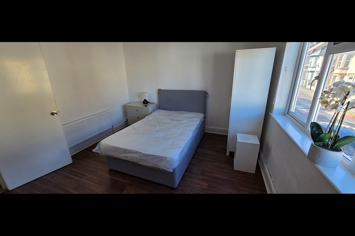 Room Chatsworth Road in Gillingham