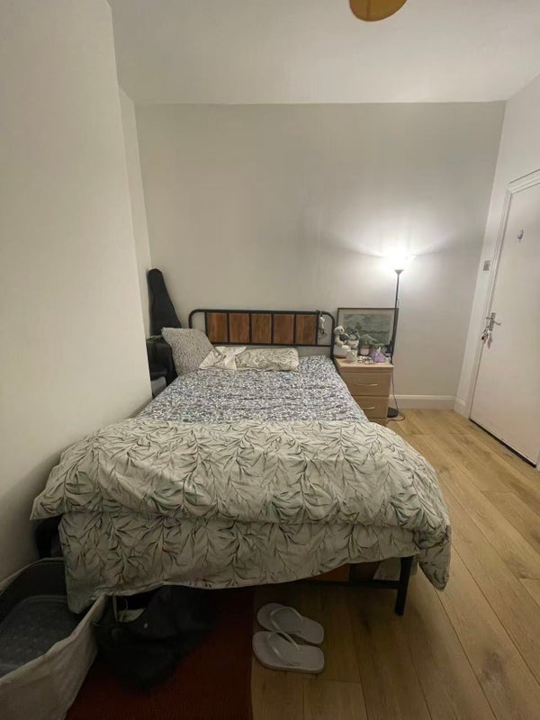 Room Berners Road in Greater London