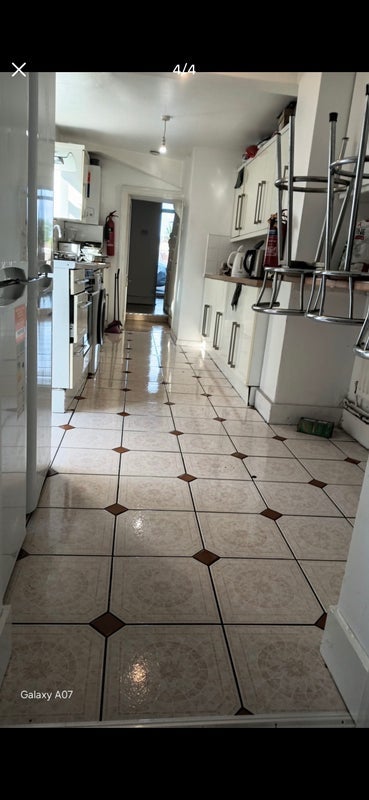 Room Berners Road in Greater London