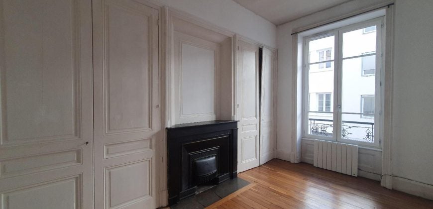 Flat Rue de la Claire in Lyon