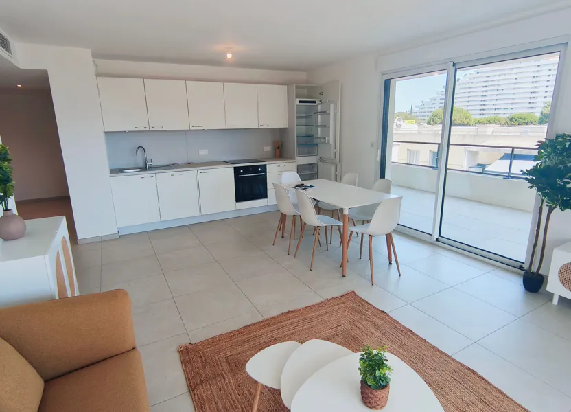 Flat Avenue des Cavaliers in Villeneuve-Loubet