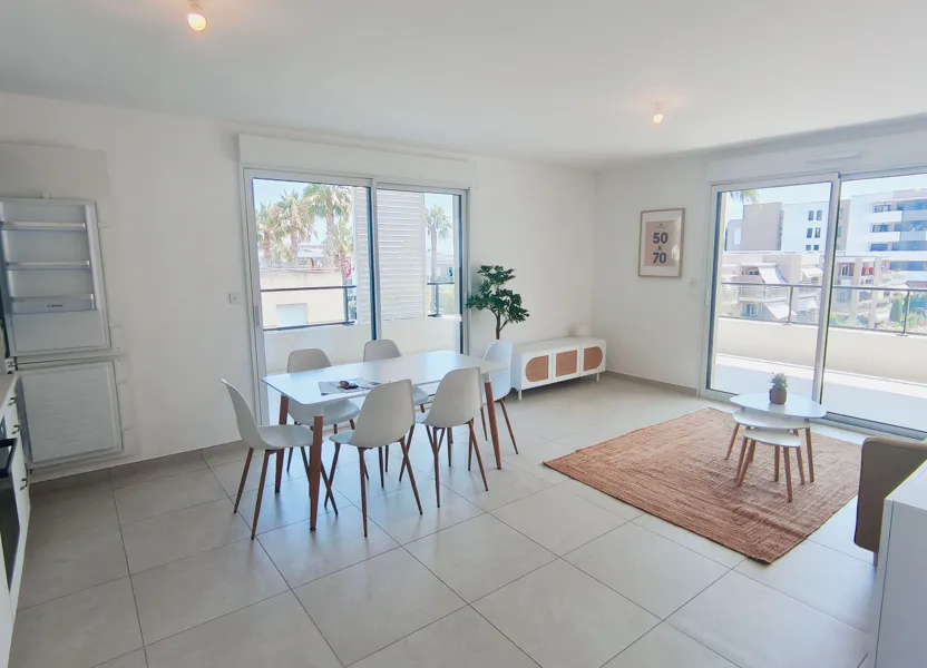 Flat Avenue des Cavaliers in Villeneuve-Loubet