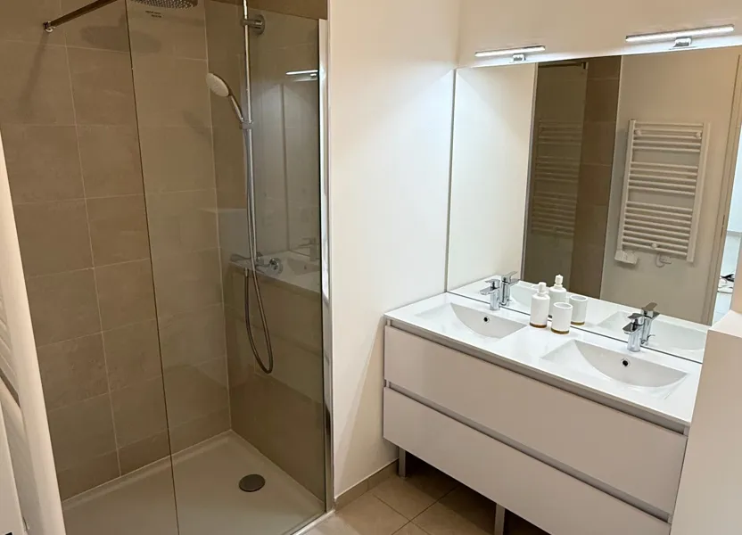 Flat Avenue des Cavaliers in Villeneuve-Loubet