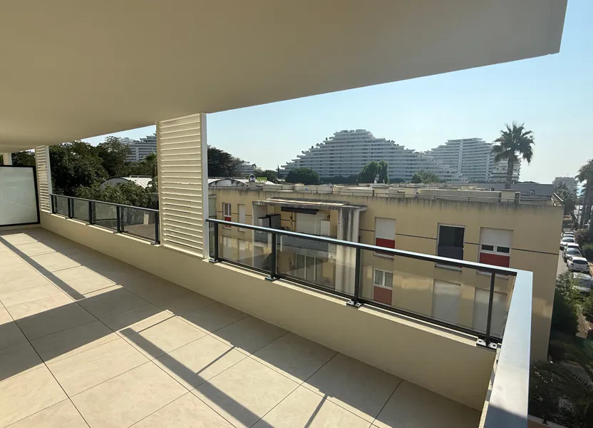 Flat Avenue des Cavaliers in Villeneuve-Loubet