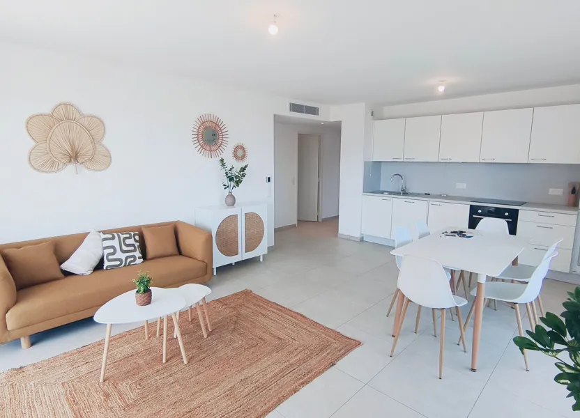 Flat Avenue des Cavaliers in Villeneuve-Loubet