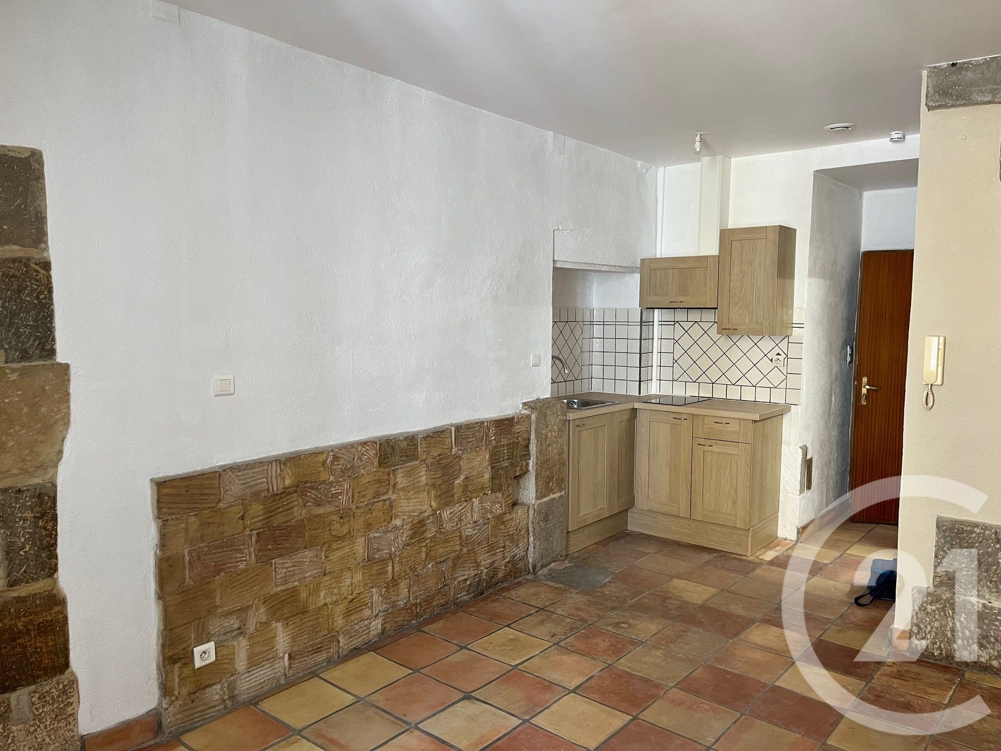 Flat Place Denfert Rochereau in Lunel