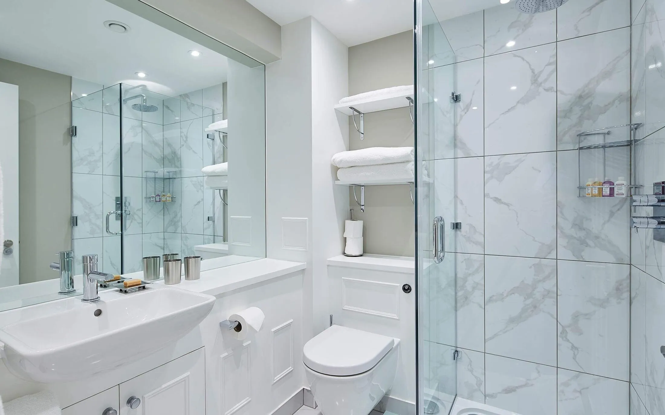 Flat Watling Street in City of London