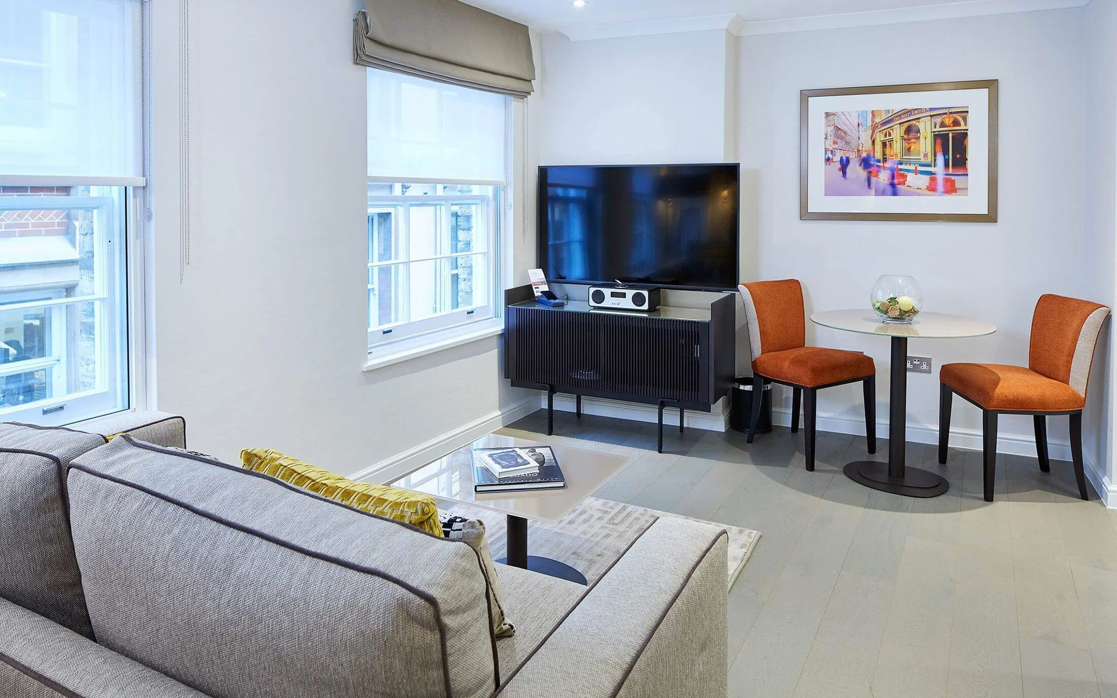 Flat Watling Street in City of London