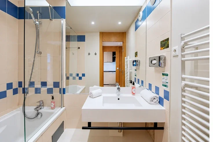 Appartement Rue d'Oradour-sur-Glane à Paris