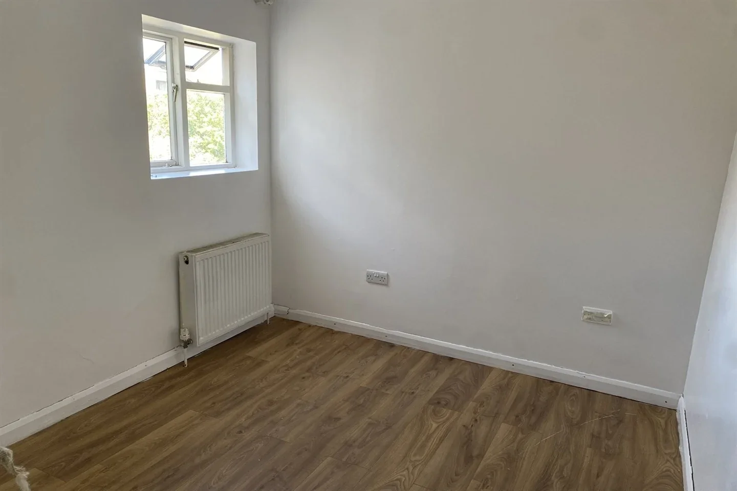 Flat London Road in Greater London