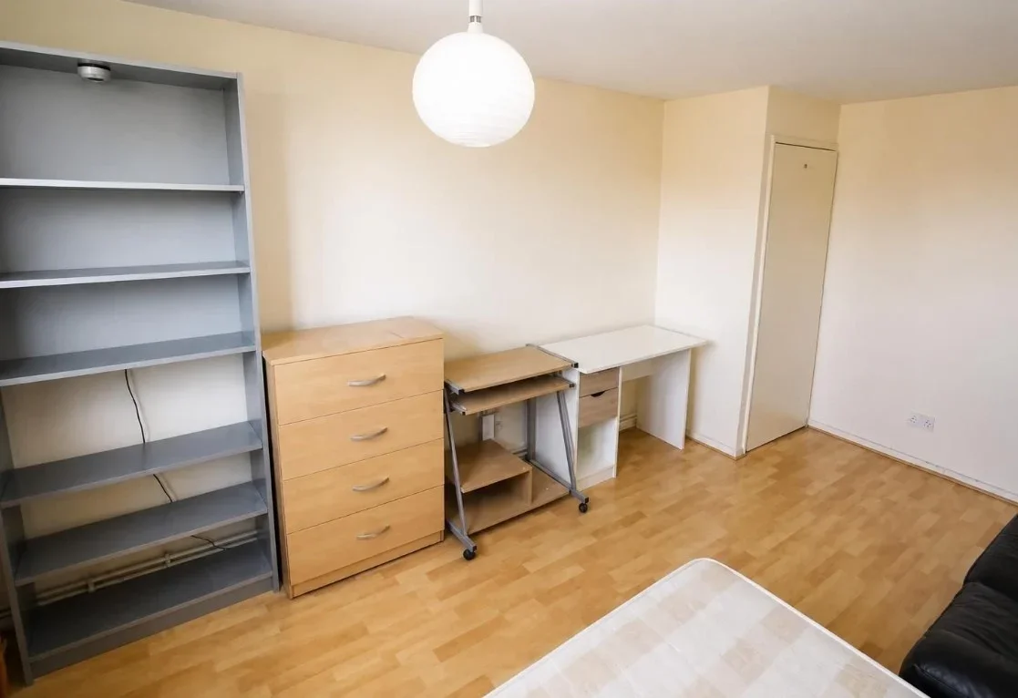 Room Stafford Terrace in Greater London